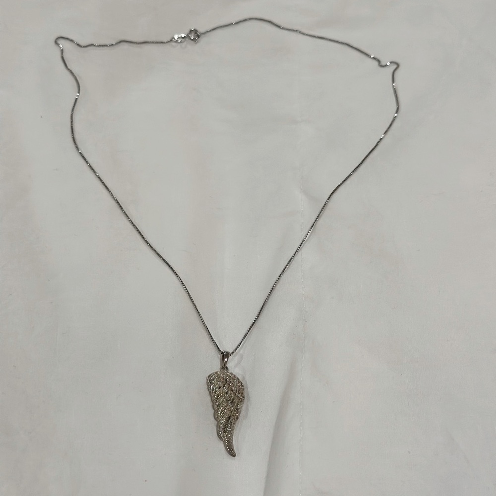 .925 Sterling Silver Angel Wing Necklace